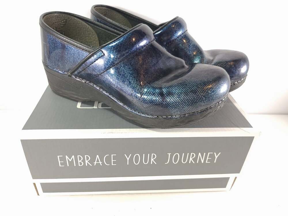 Dansko XP 2.0 Clog Women's EU 37 Denim Patent Leather Slip Resistant